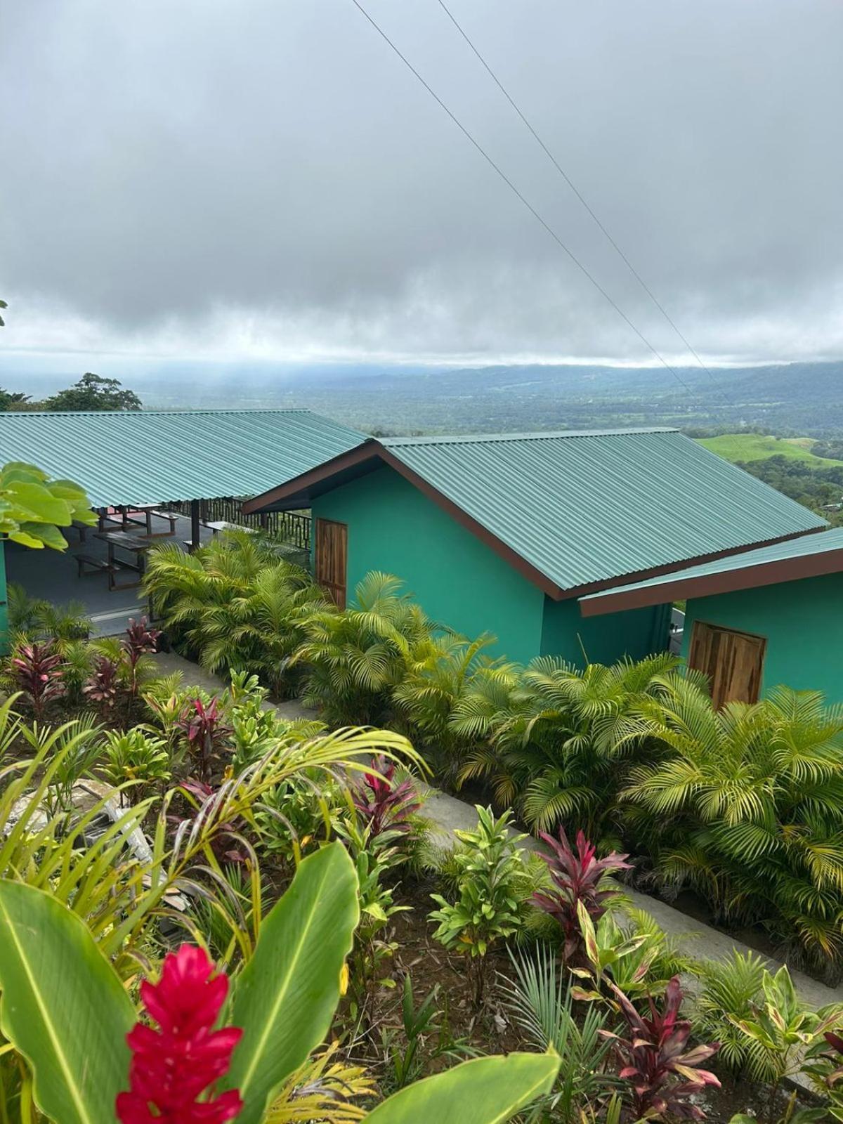 Encanto Arenal Lodge La Fortuna ภายนอก รูปภาพ